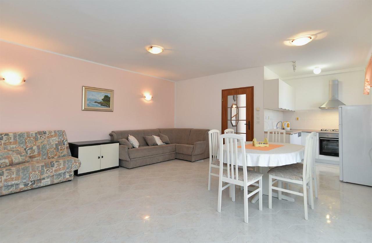 Apartment Gracijela 827 Medulin Exterior photo