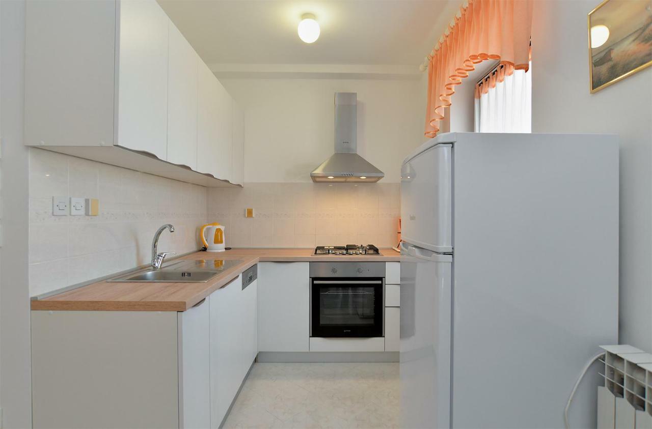 Apartment Gracijela 827 Medulin Exterior photo